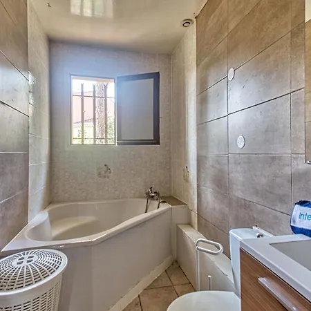 Holiday Le Counillier By Interhome Fréjus